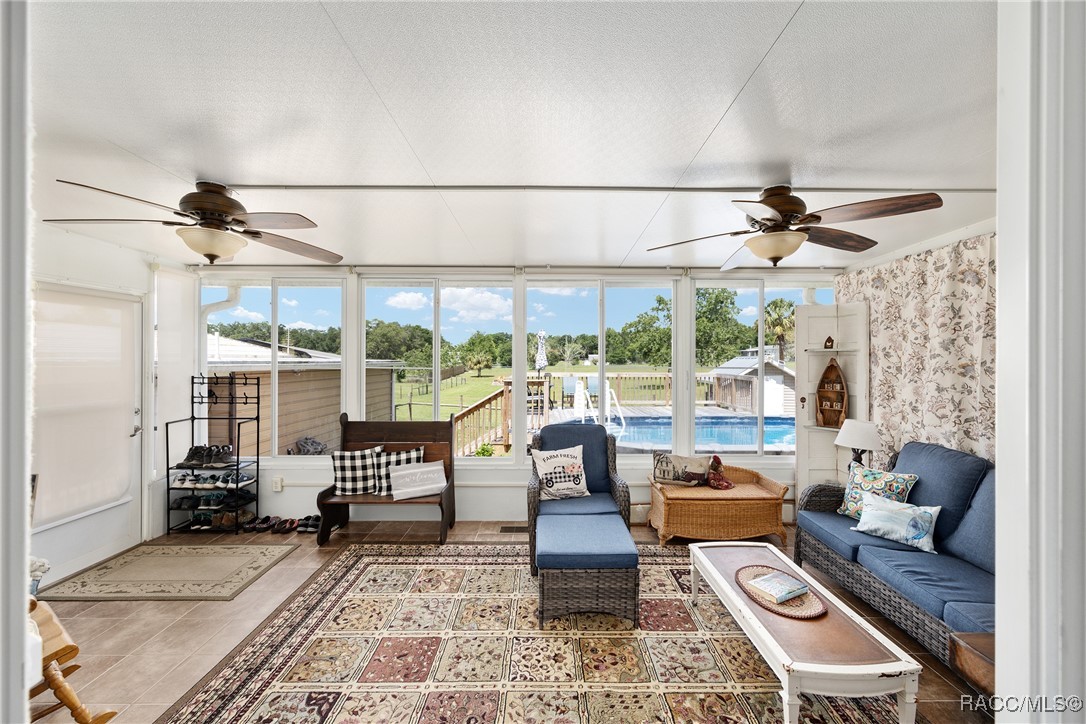 11526 N Rock Avenue, Dunnellon, Florida image 33