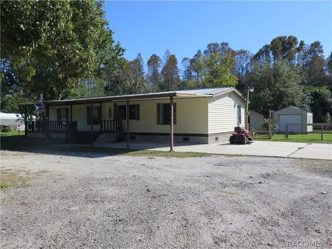 A home in Crystal River