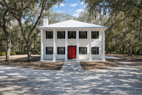 8563 N Maple Avenue Crystal River FL 34428