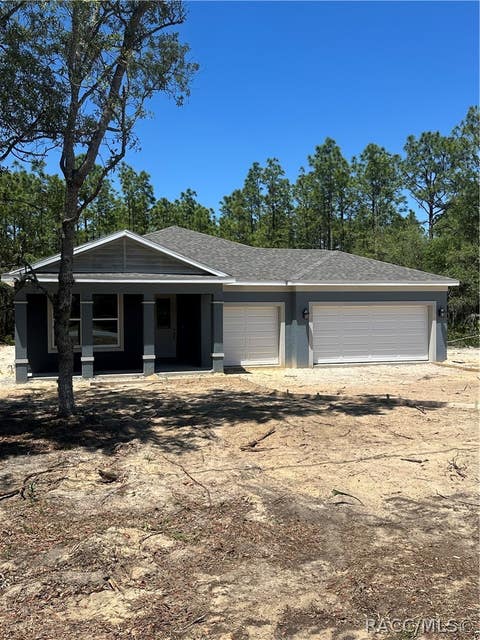 Homes For Sale - 4400 N Deckwood Drive<br/> Beverly Hills, FL 34465