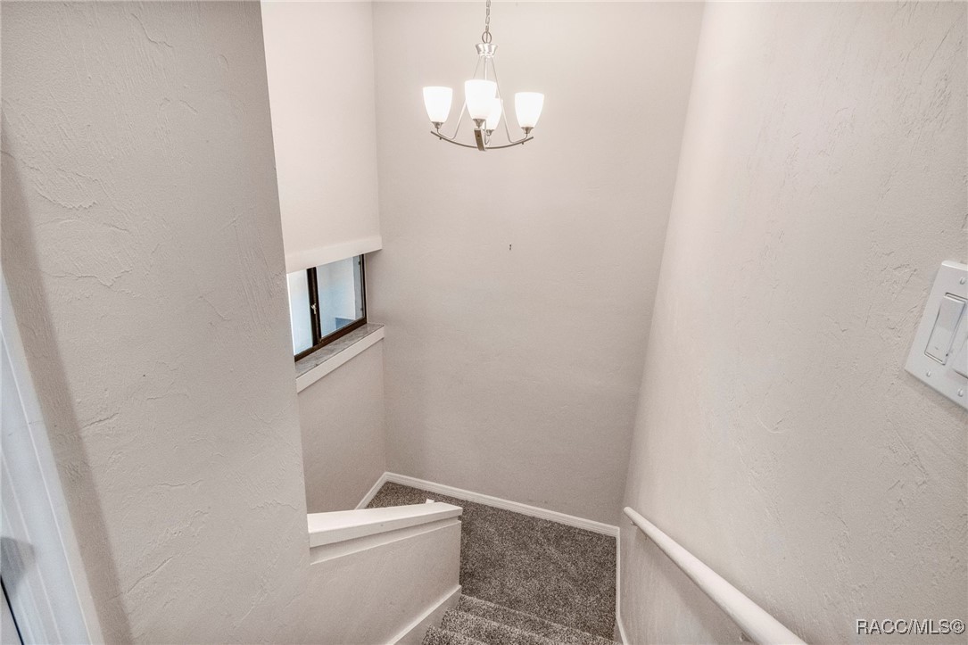 1637 SE Paradise Circle, Crystal River, Florida image 35