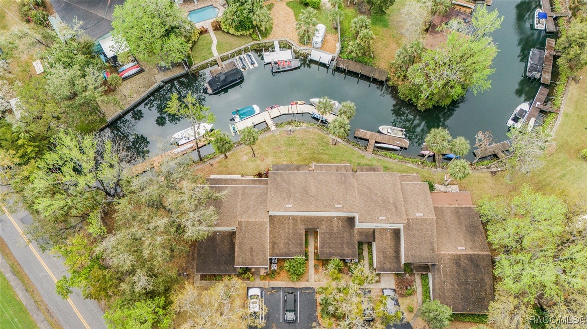 1637 SE Paradise Circle, Crystal River, Florida image 4