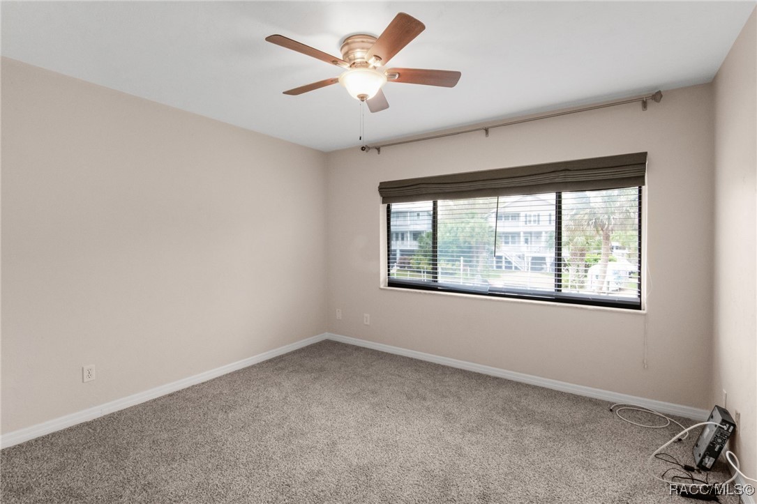 1637 SE Paradise Circle, Crystal River, Florida image 39
