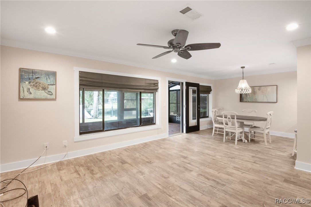 1637 SE Paradise Circle, Crystal River, Florida image 15