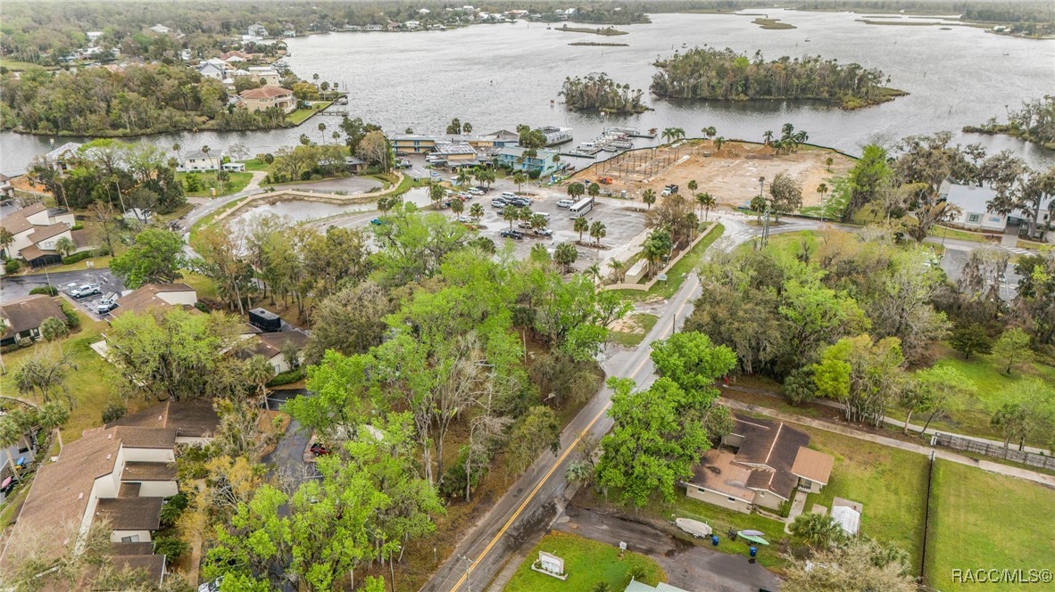 1637 SE Paradise Circle, Crystal River, Florida image 44