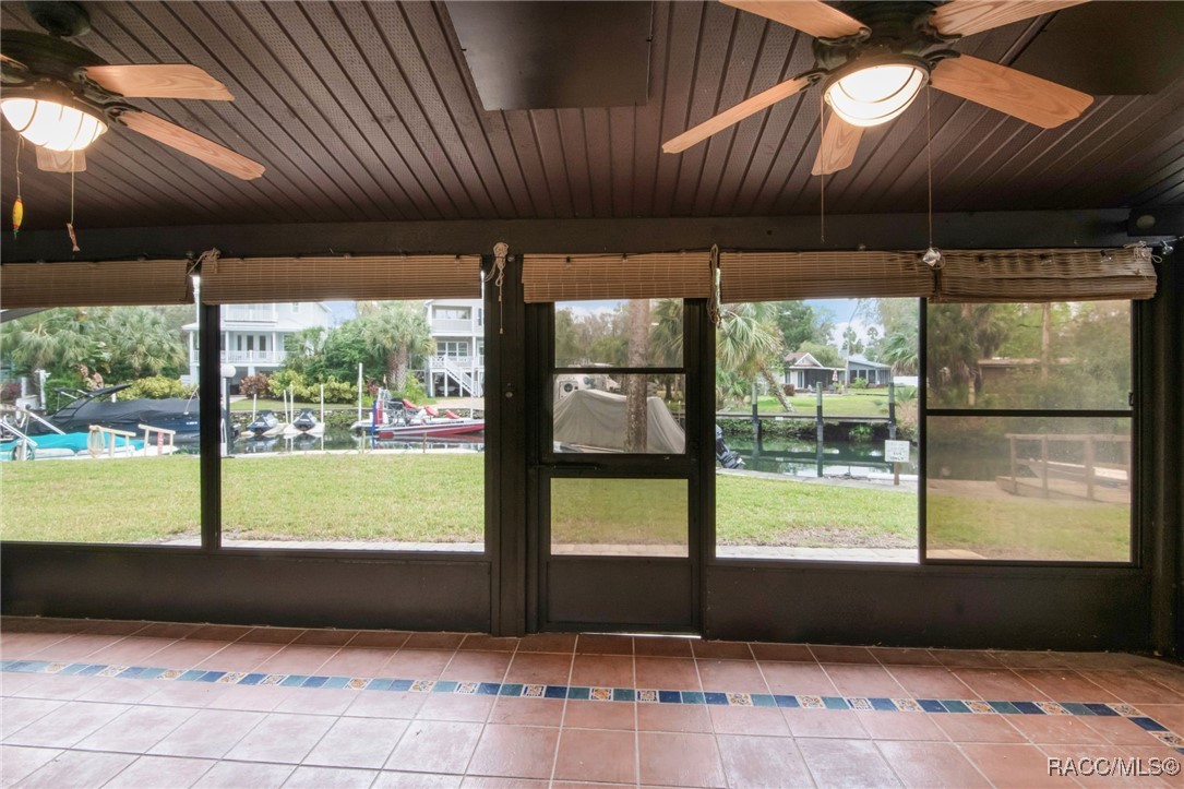 1637 SE Paradise Circle, Crystal River, Florida image 19