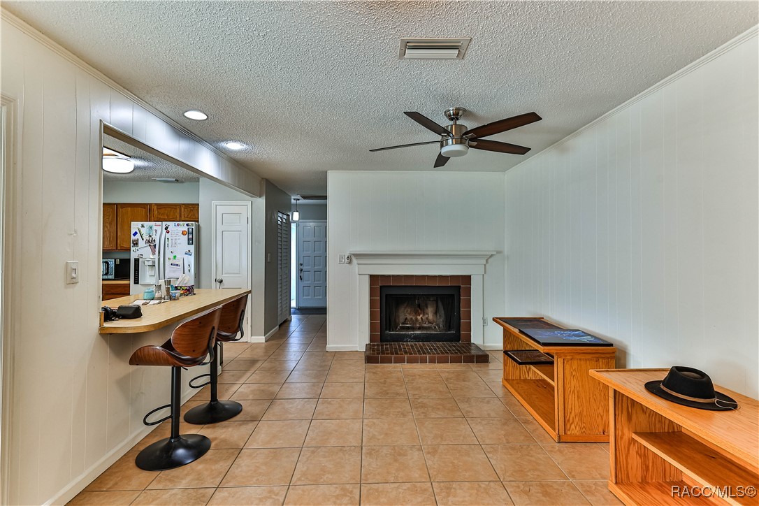 819 N Country Club Drive, Crystal River, Florida image 11
