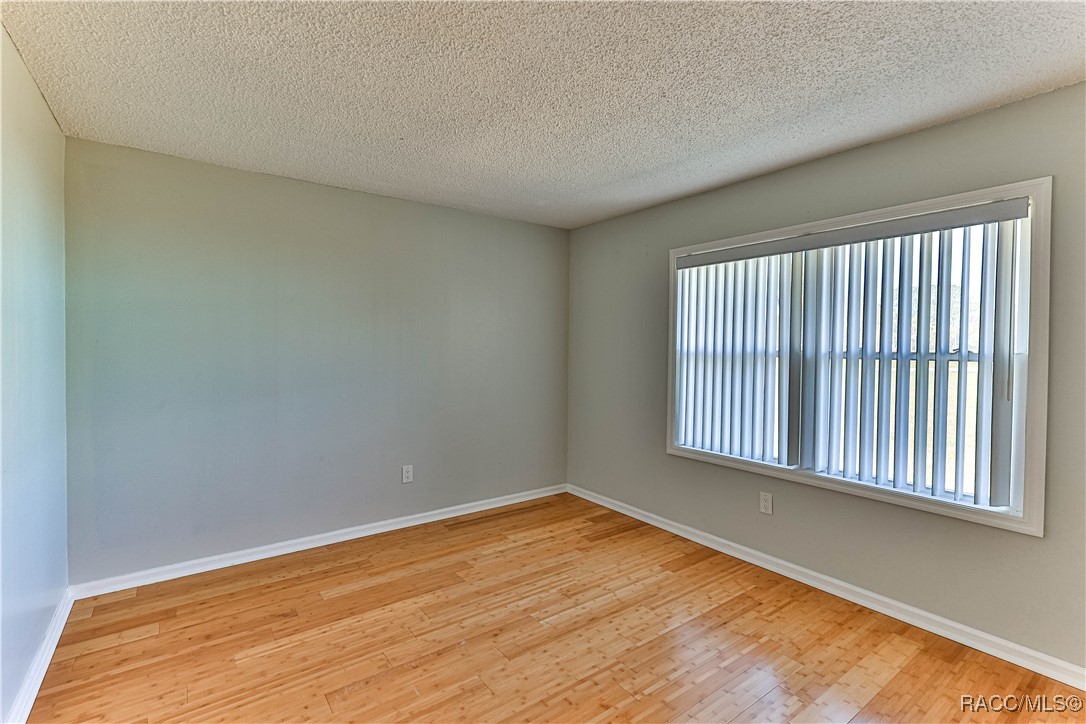 819 N Country Club Drive, Crystal River, Florida image 30