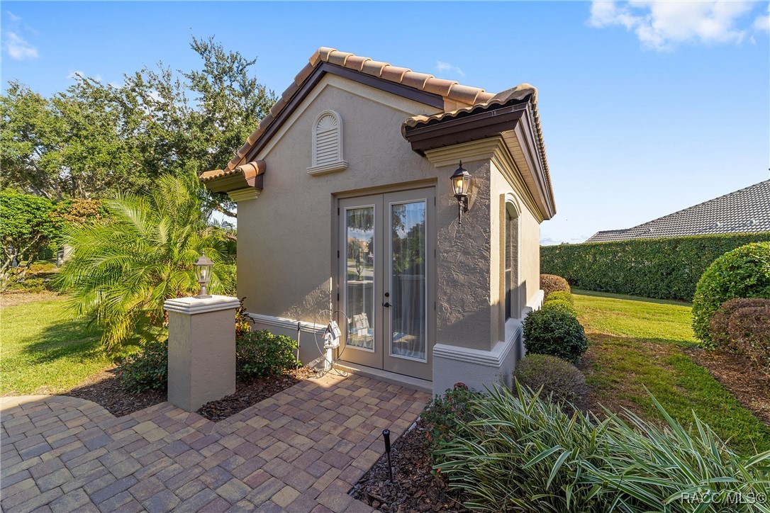 1208 N Hunt Club Drive, Hernando, Florida image 3