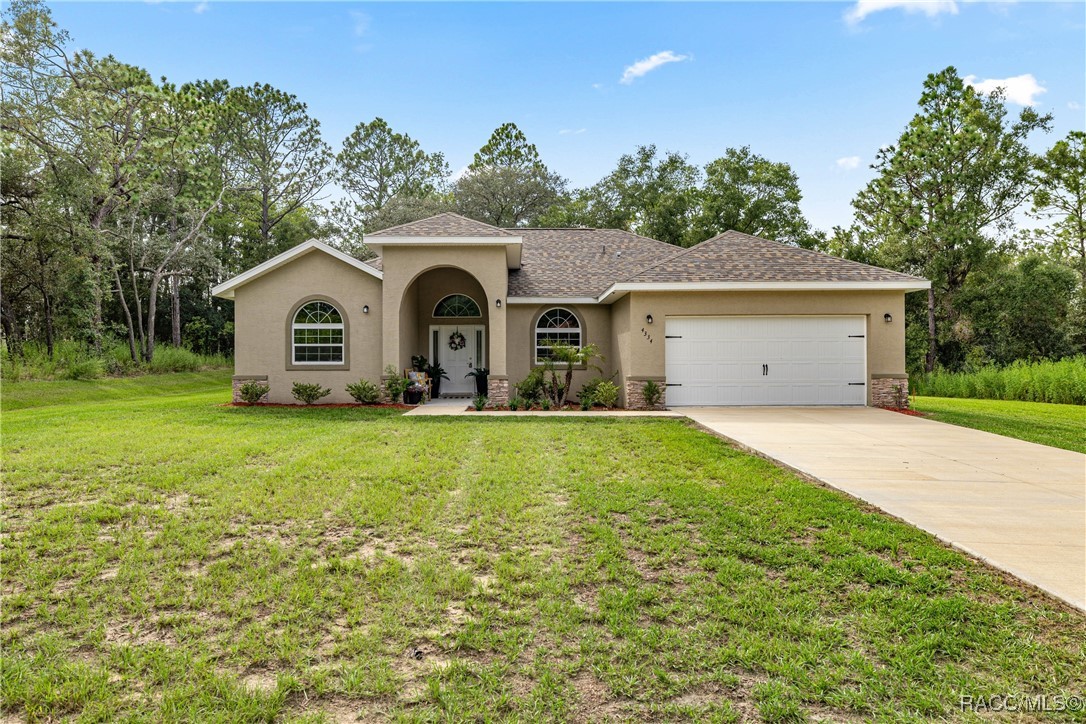 4334 N Grasstree Drive