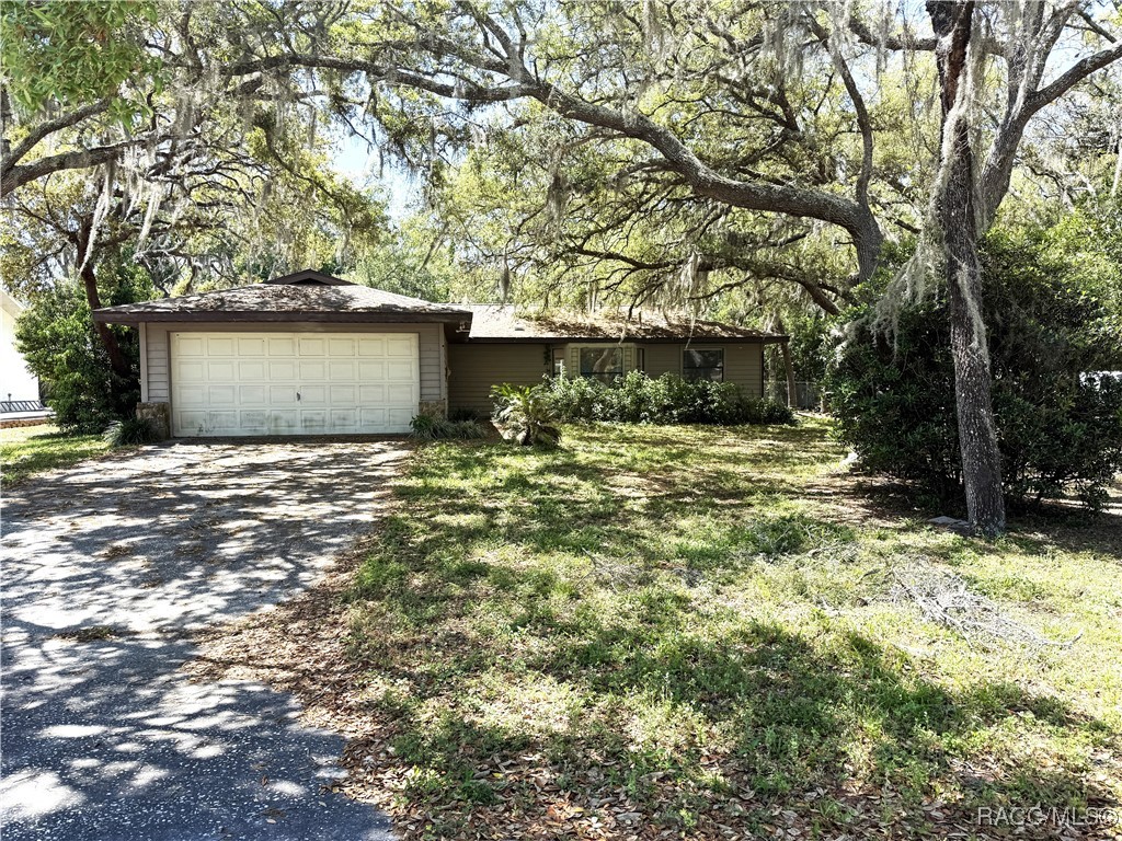4160 S Oakhurst Drive, Homosassa, New York image 1