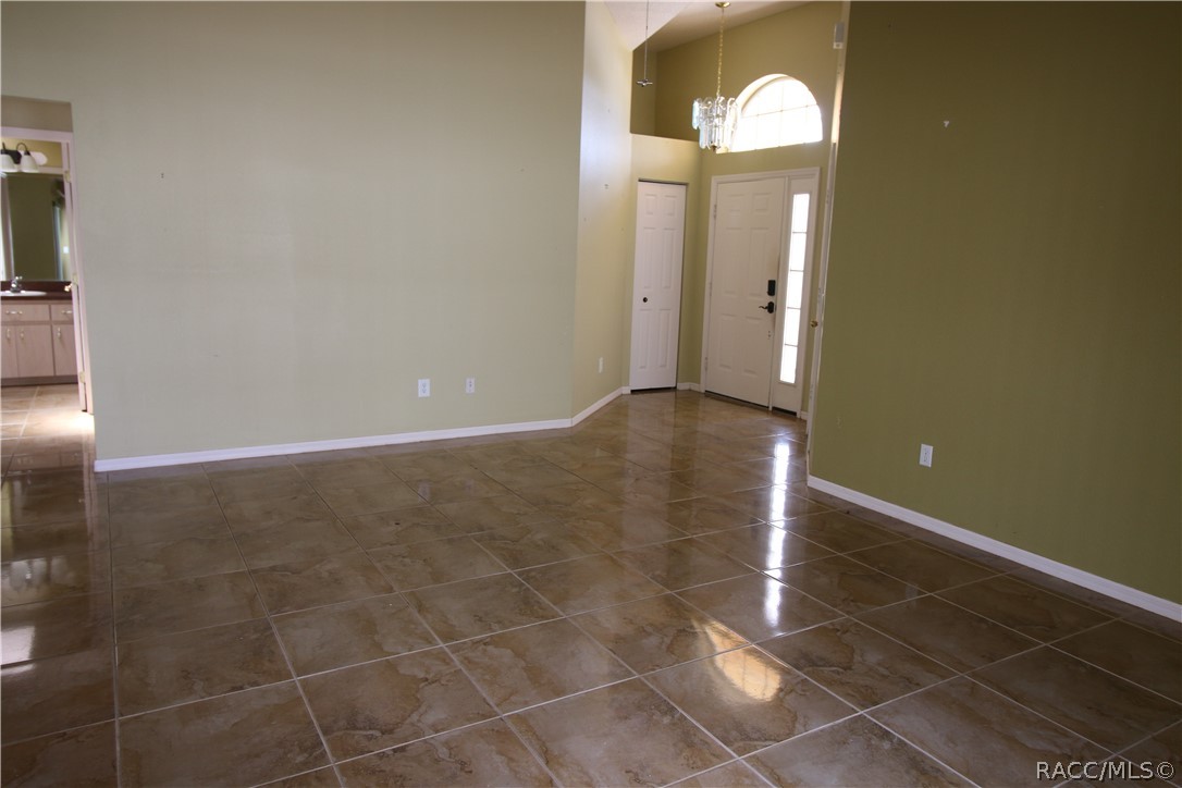 10468 S Drew Bryant Circle