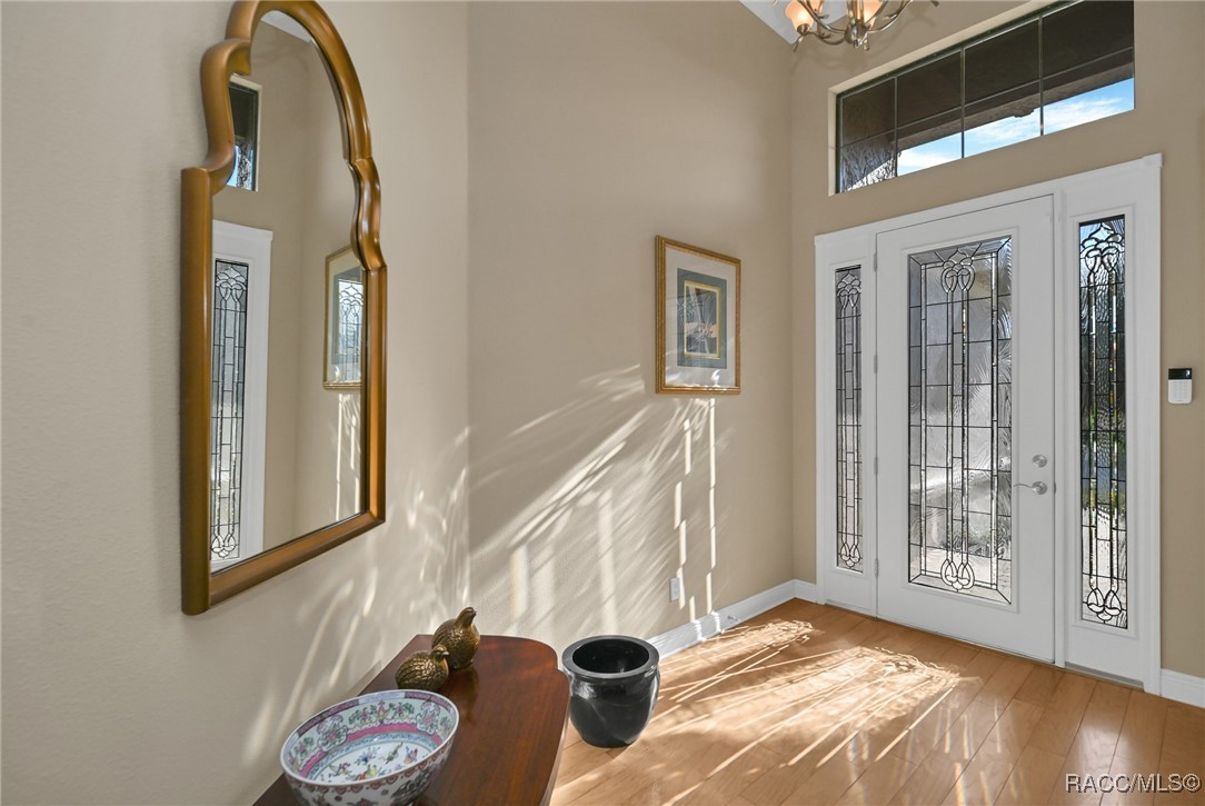 1638 N Eagle Ridge Path