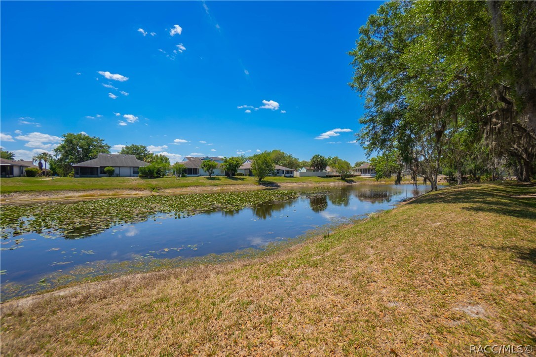 127 N Golf Harbor Path