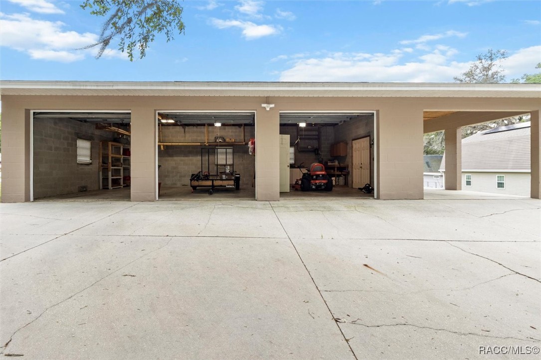 6443 W Riverbend Road, Dunnellon, New York image 46