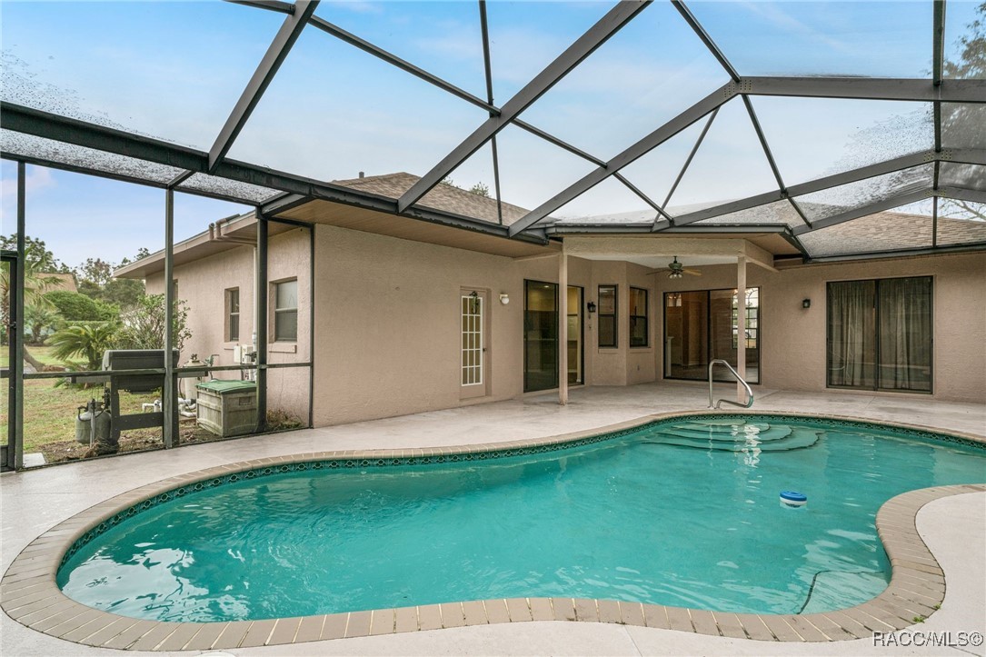 5613 W Crossmoor Place, Lecanto, Florida image 14