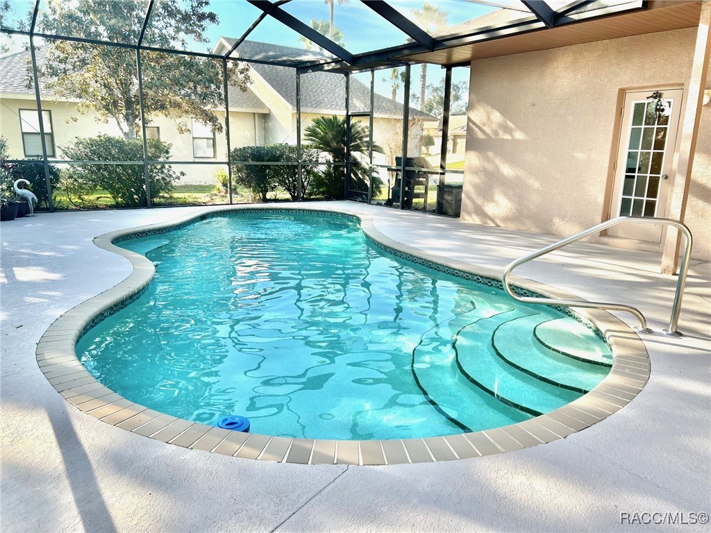 5613 W Crossmoor Place, Lecanto, Florida image 3