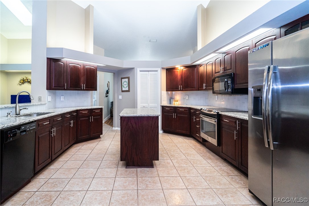 23 Mayflower Court, Homosassa, New York image 14