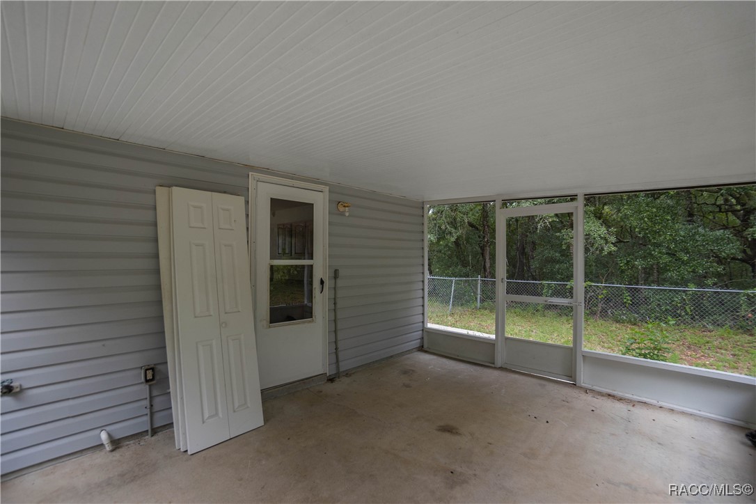 93 S Rooks Avenue, Inverness, Florida image 23