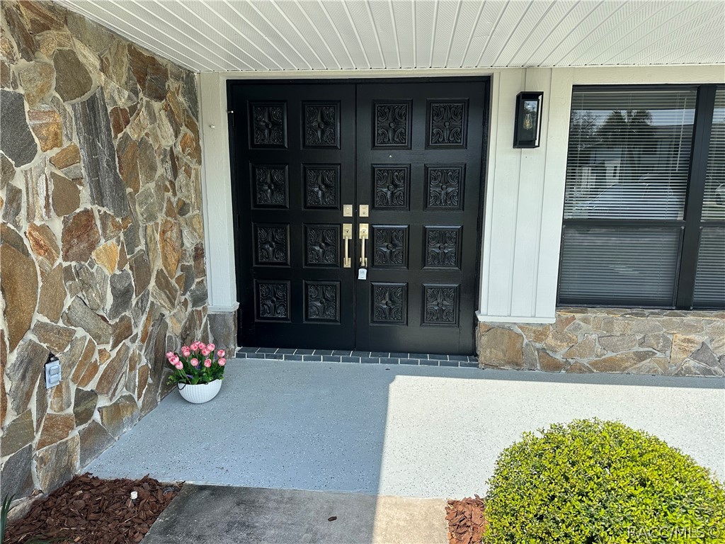 5012 S Deepwater Point