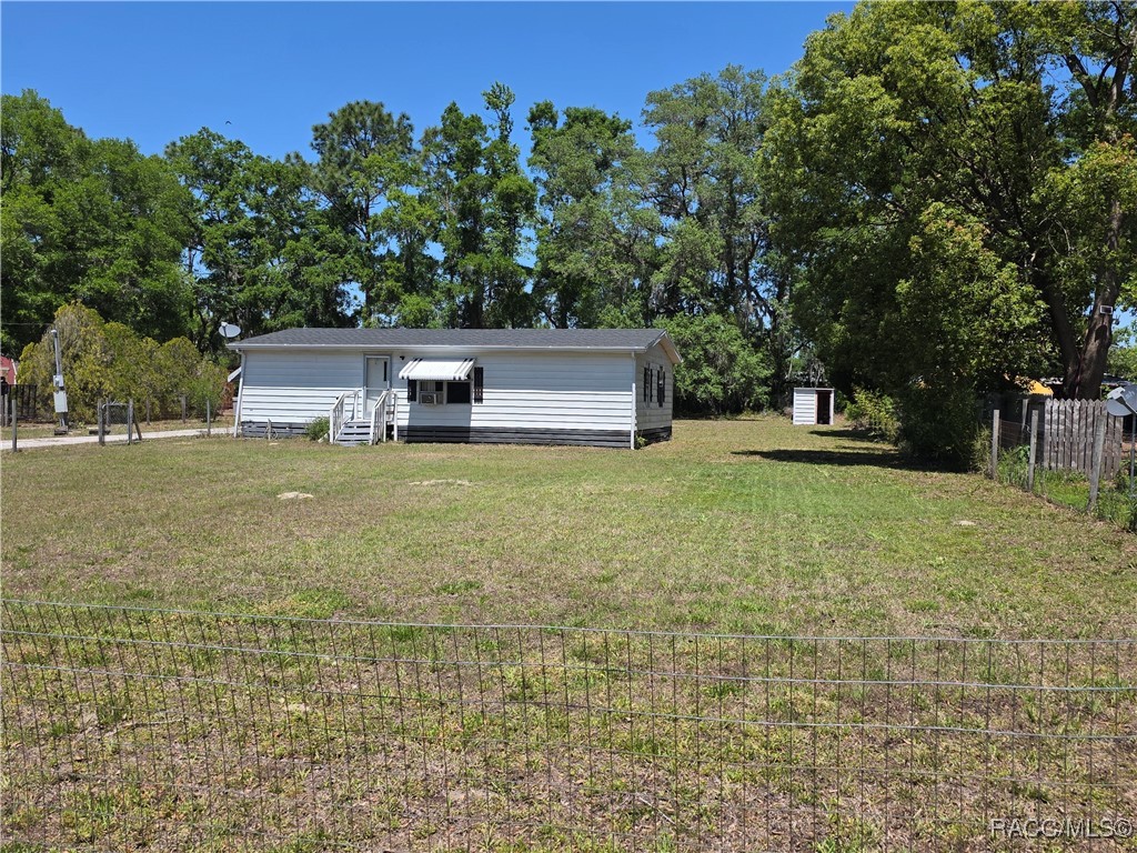 7965 W Badger Lane, Dunnellon, Florida image 2