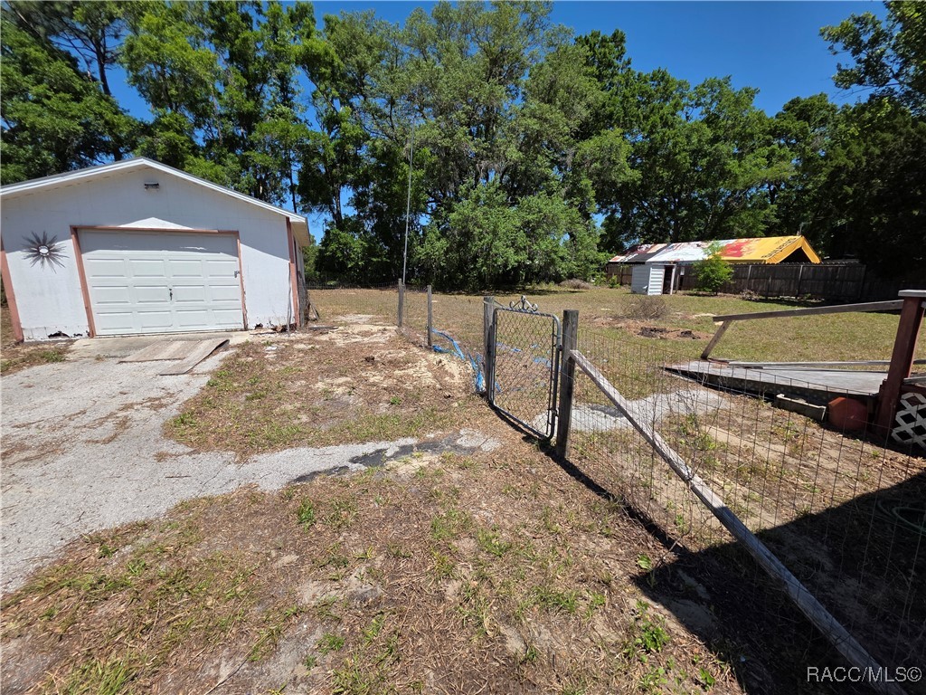 7965 W Badger Lane, Dunnellon, Florida image 5