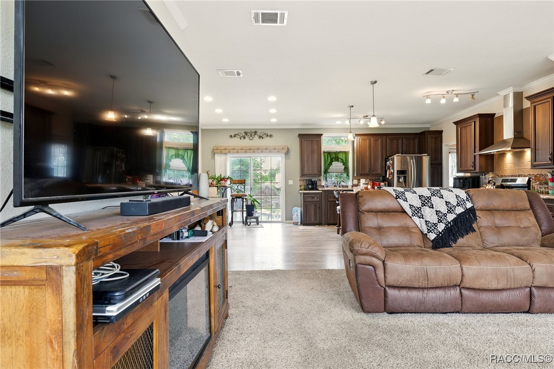 10330 S Appaloosa Avenue, Floral City, New York image 6