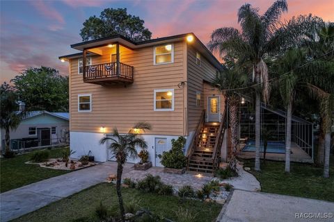 3679 N Suwannee Point Crystal River FL 34428