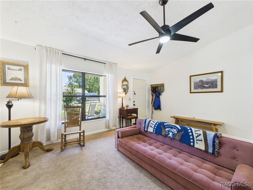 896 N Hollywood Circle, Crystal River, Florida image 9