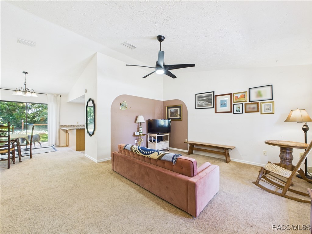 896 N Hollywood Circle, Crystal River, Florida image 7