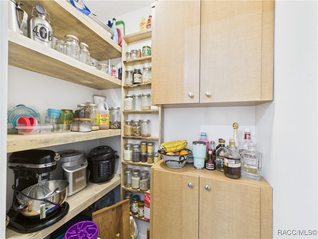 896 N Hollywood Circle, Crystal River, Florida image 17