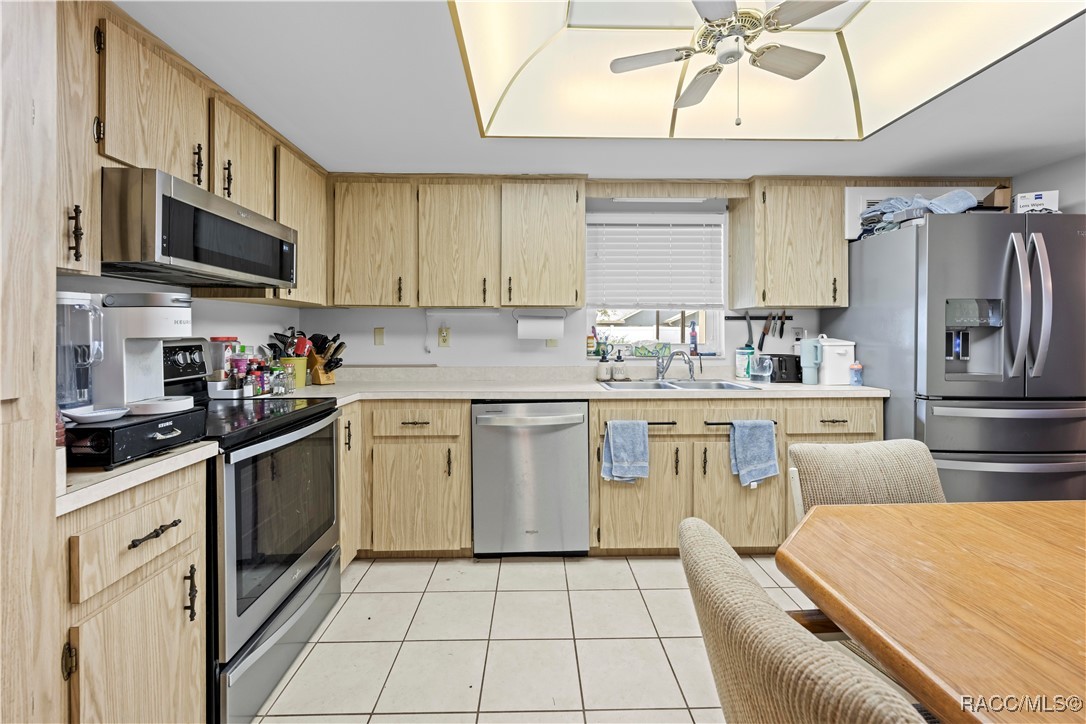 9069 Gaynor Street, Spring Hill, Florida image 25