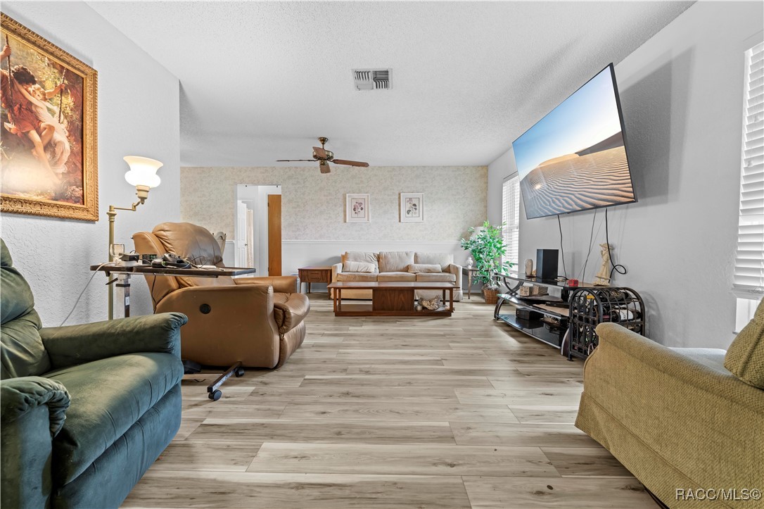9069 Gaynor Street, Spring Hill, Florida image 37