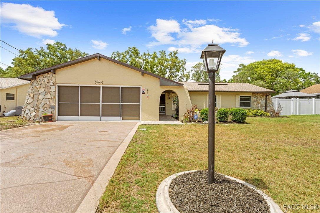 9069 Gaynor Street, Spring Hill, Florida image 1