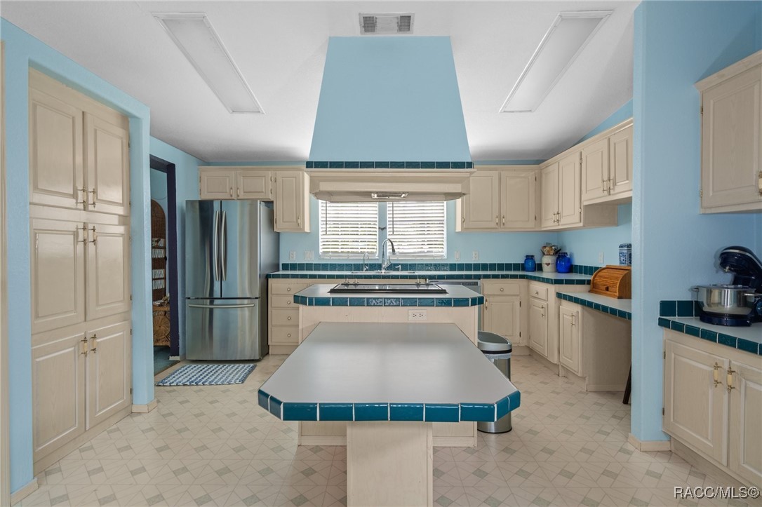 5315 W Cinnamon Ridge Drive, Lecanto, Florida image 23