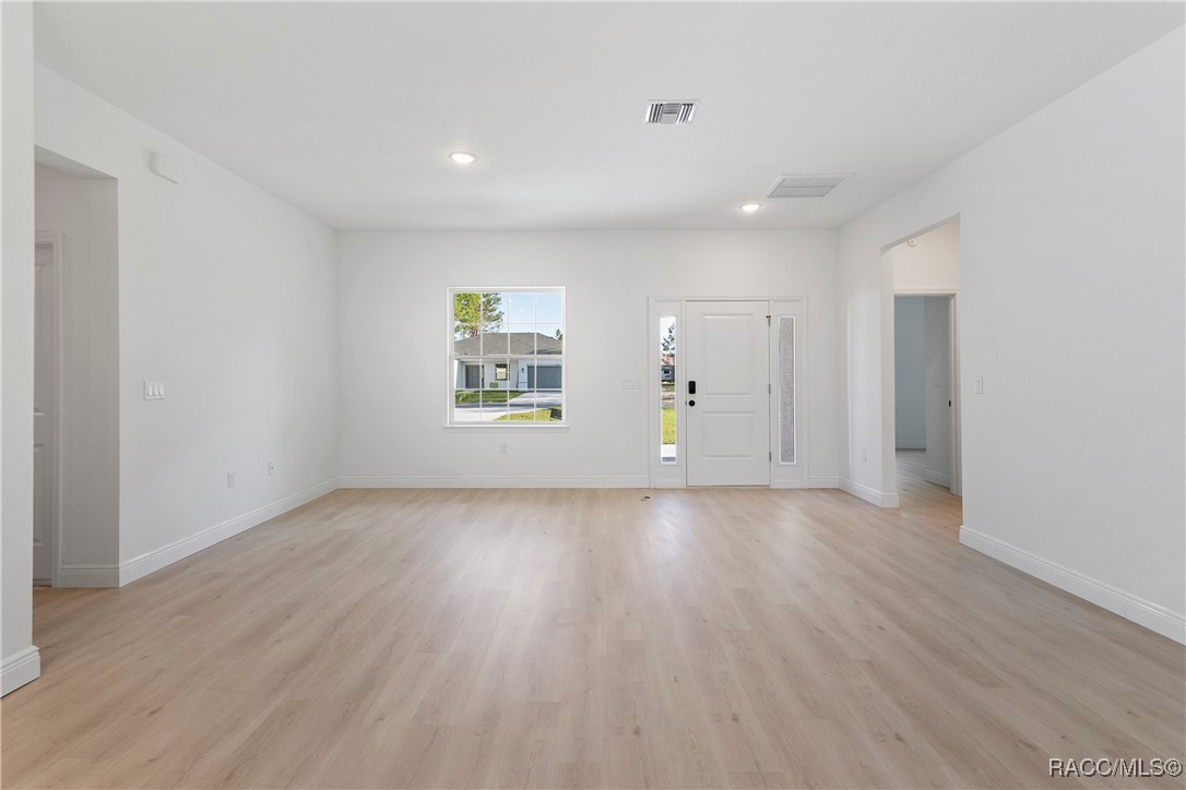 709 Marion Oaks Manor, Ocala, New York image 6
