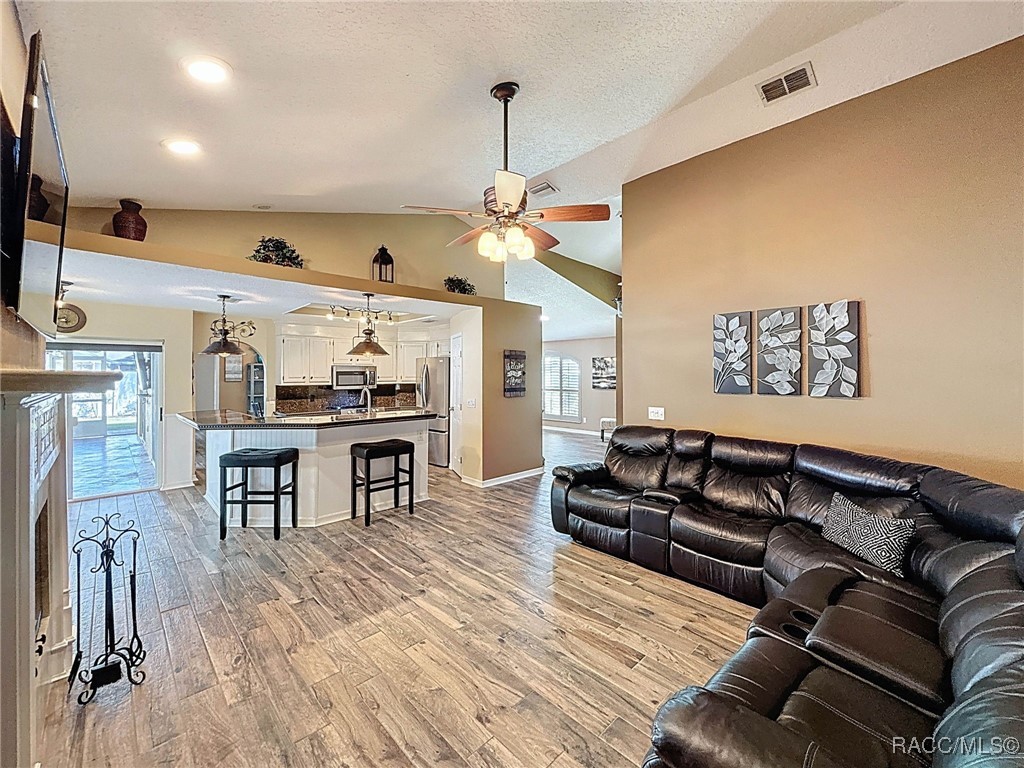 3920 Meadowlark Court, , New York image 15