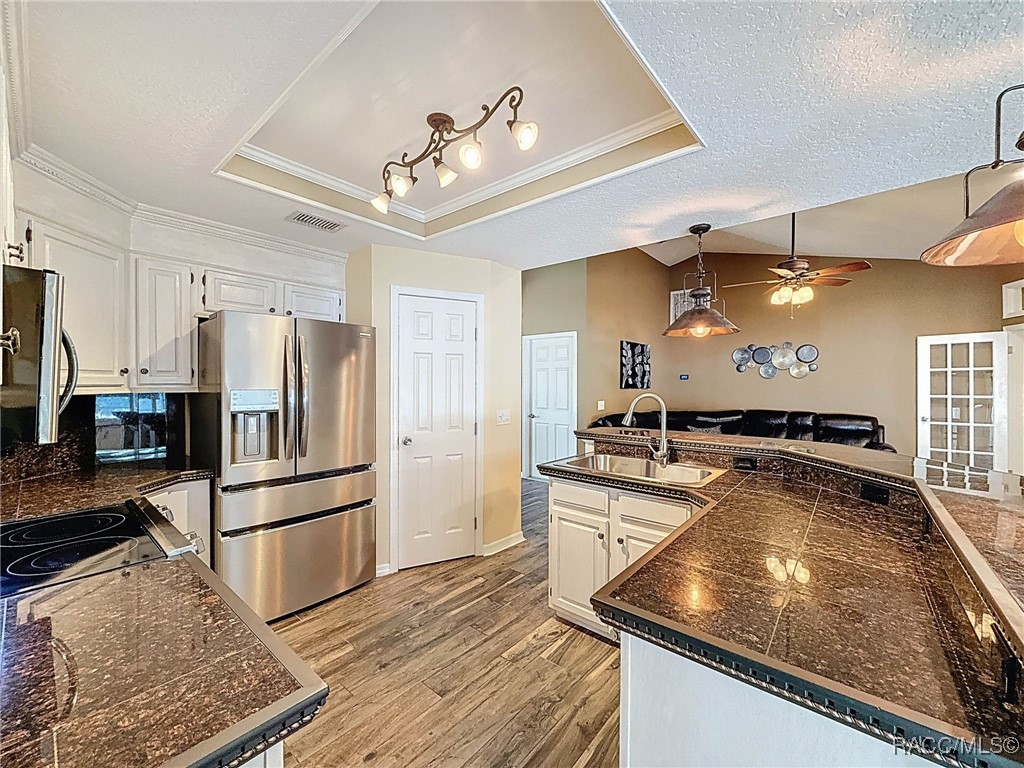 3920 Meadowlark Court, , New York image 48