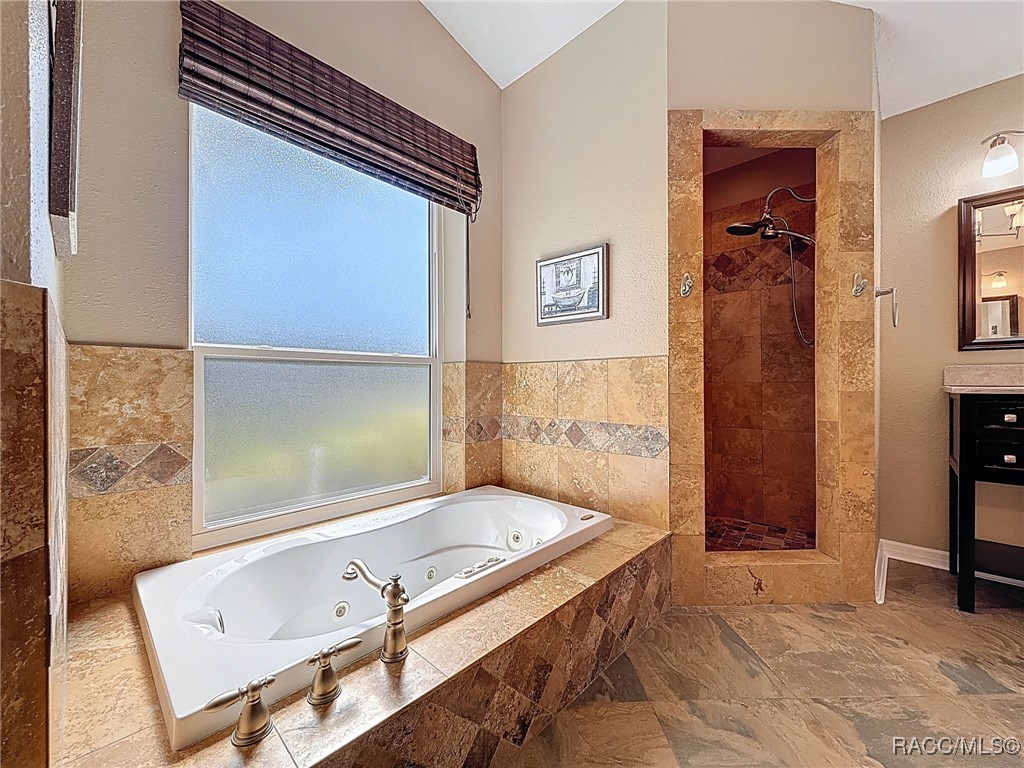 3920 Meadowlark Court, , New York image 28
