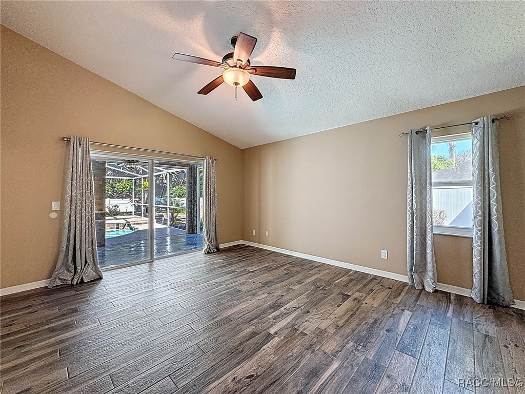 3920 Meadowlark Court, , New York image 21