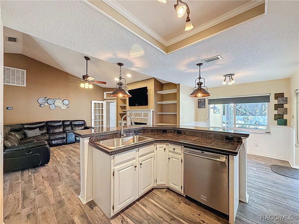 3920 Meadowlark Court, , New York image 45