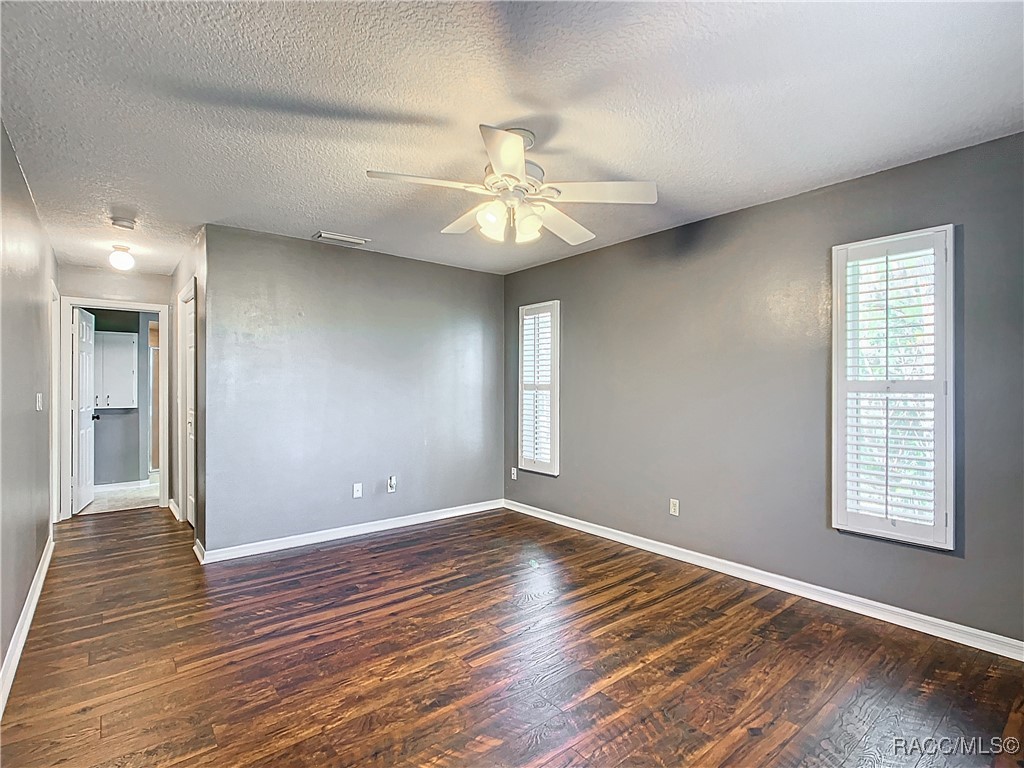 4601 S Gator Loop, Homosassa, Florida image 30