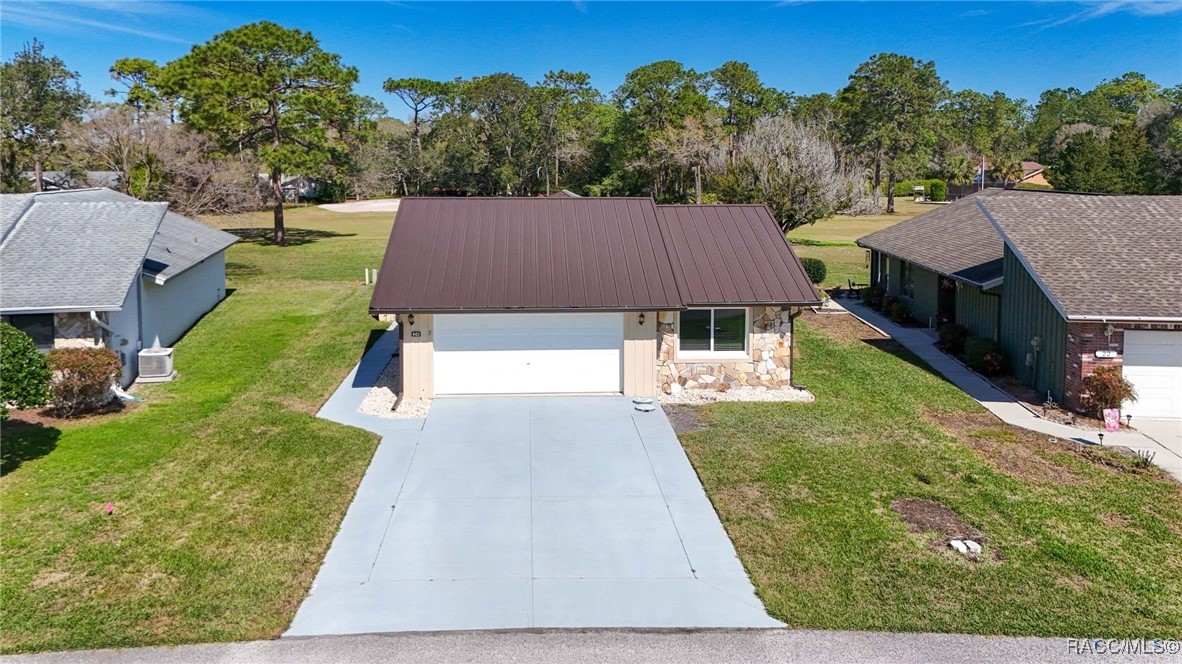 24 Golfview Court, Homosassa, Florida image 1