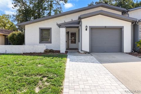 83 Golfview Drive Homosassa FL 34446