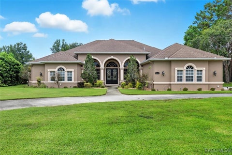 Homes For Sale - 10122 Whisper Ridge Trail<br/> Weeki Wachee, FL 34613