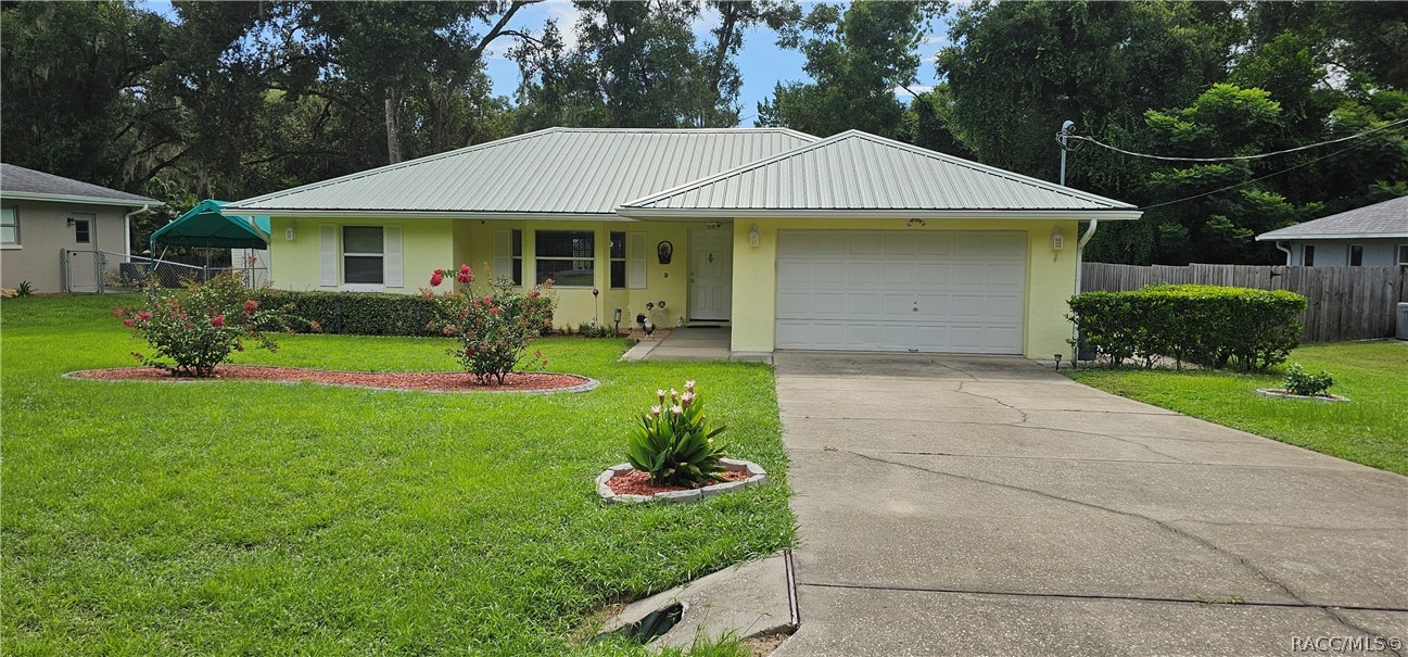 5096 S Swallow Avenue, Inverness, Florida image 1