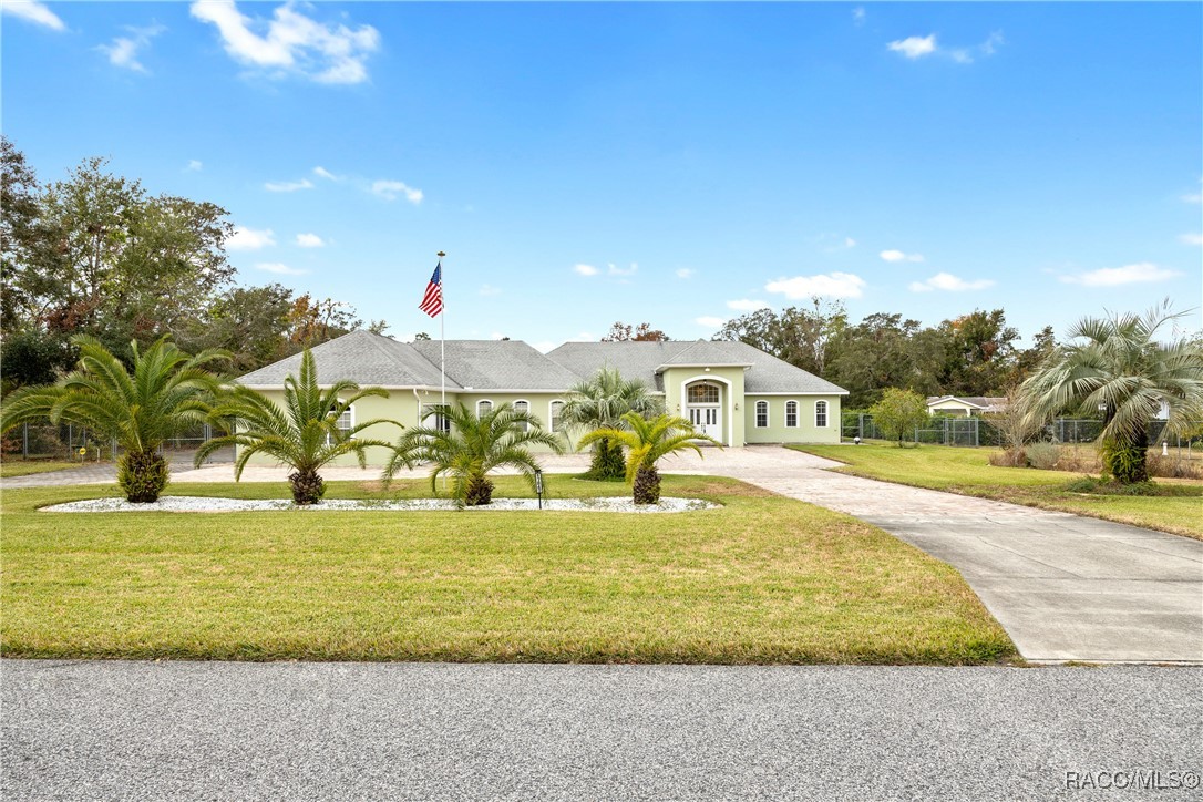 17847 Dansville Drive, Spring Hill, Florida image 5