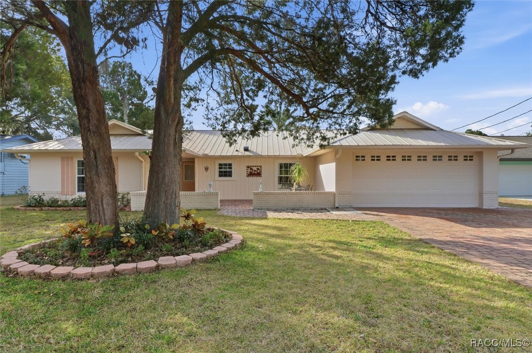 11290 W Amerindian Court