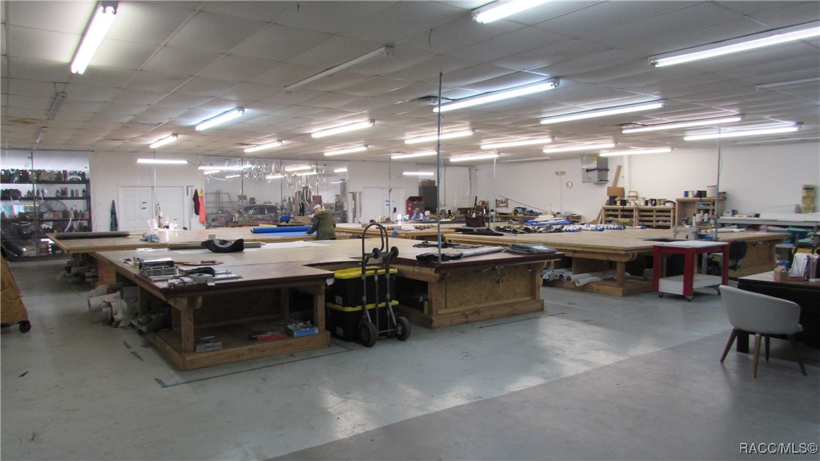 1820 S Dimensions Terrace