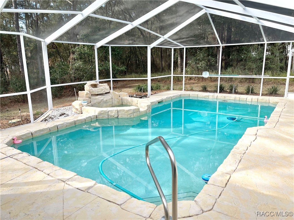 3452 W Birds Nest Drive